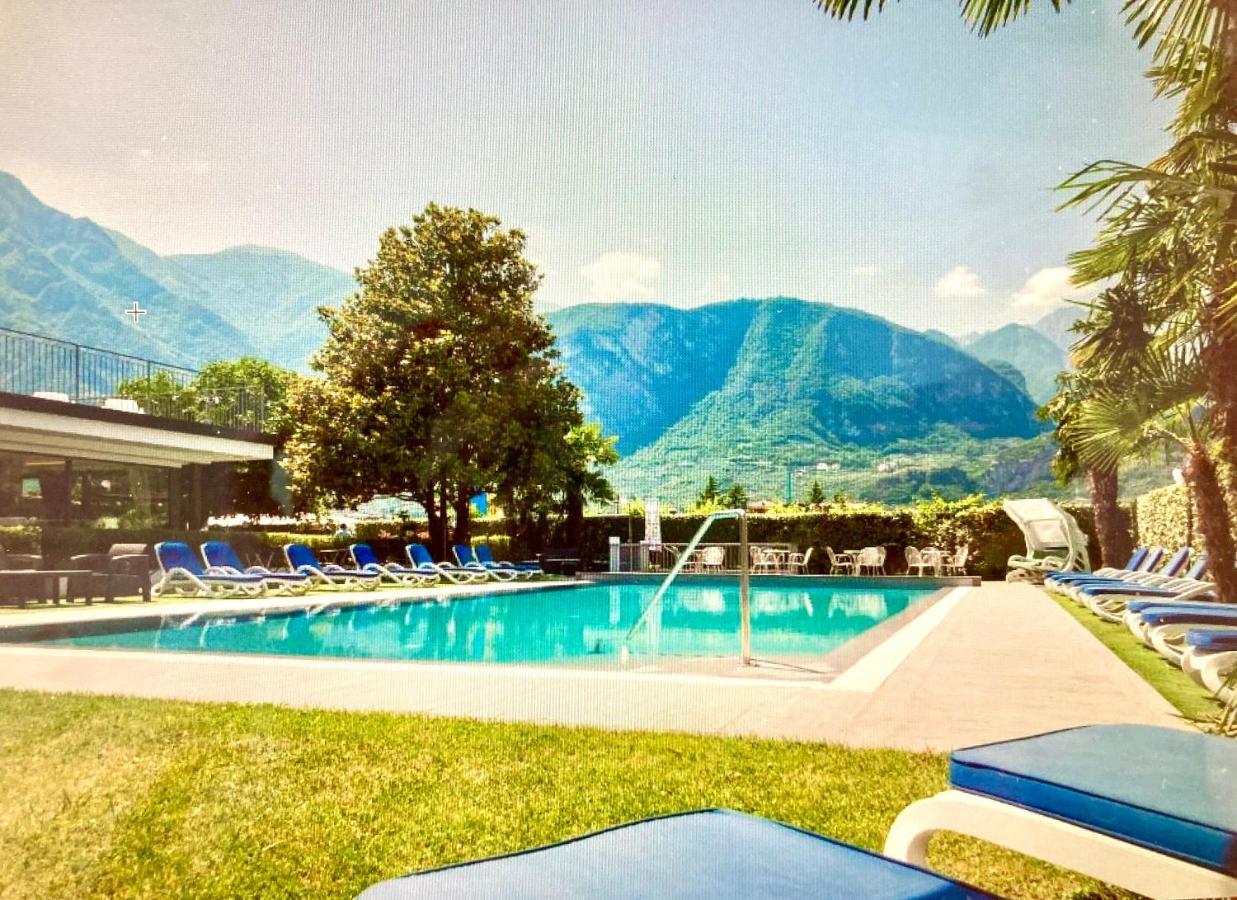 Appartamento Miranda Con Giardino Privato E Pool Zewnętrze zdjęcie